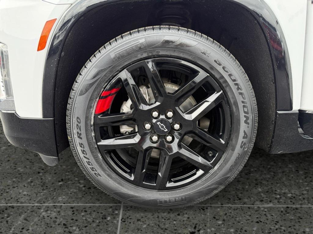 used 2022 Chevrolet Traverse car, priced at $28,422