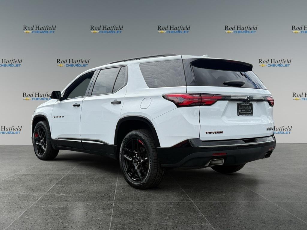 used 2022 Chevrolet Traverse car, priced at $28,422