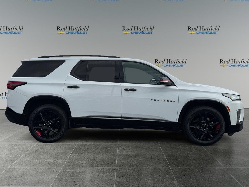 used 2022 Chevrolet Traverse car, priced at $28,422