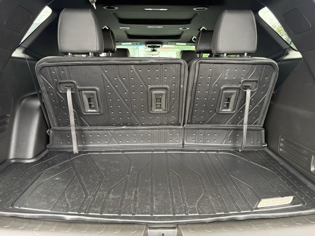 used 2022 Chevrolet Traverse car, priced at $28,422