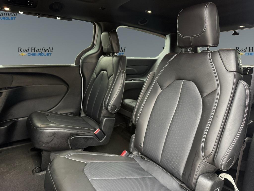 used 2023 Chrysler Pacifica car, priced at $34,528