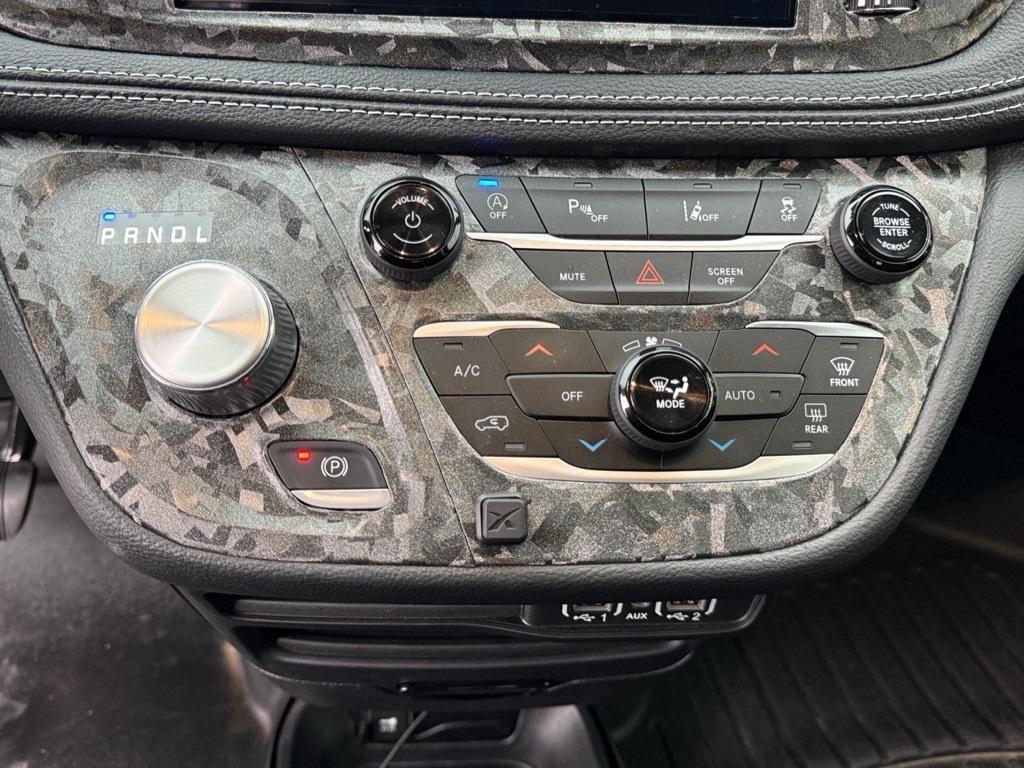 used 2023 Chrysler Pacifica car, priced at $34,528