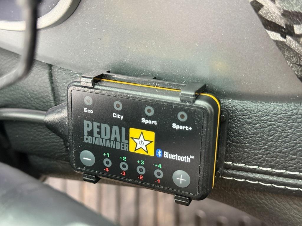 used 2023 Chrysler Pacifica car, priced at $34,528