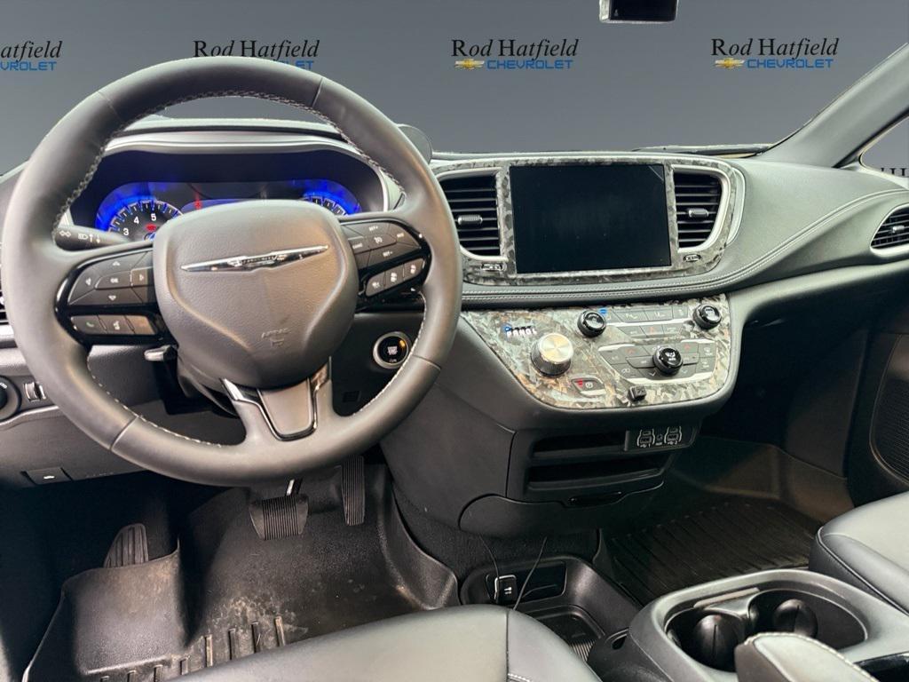 used 2023 Chrysler Pacifica car, priced at $34,528