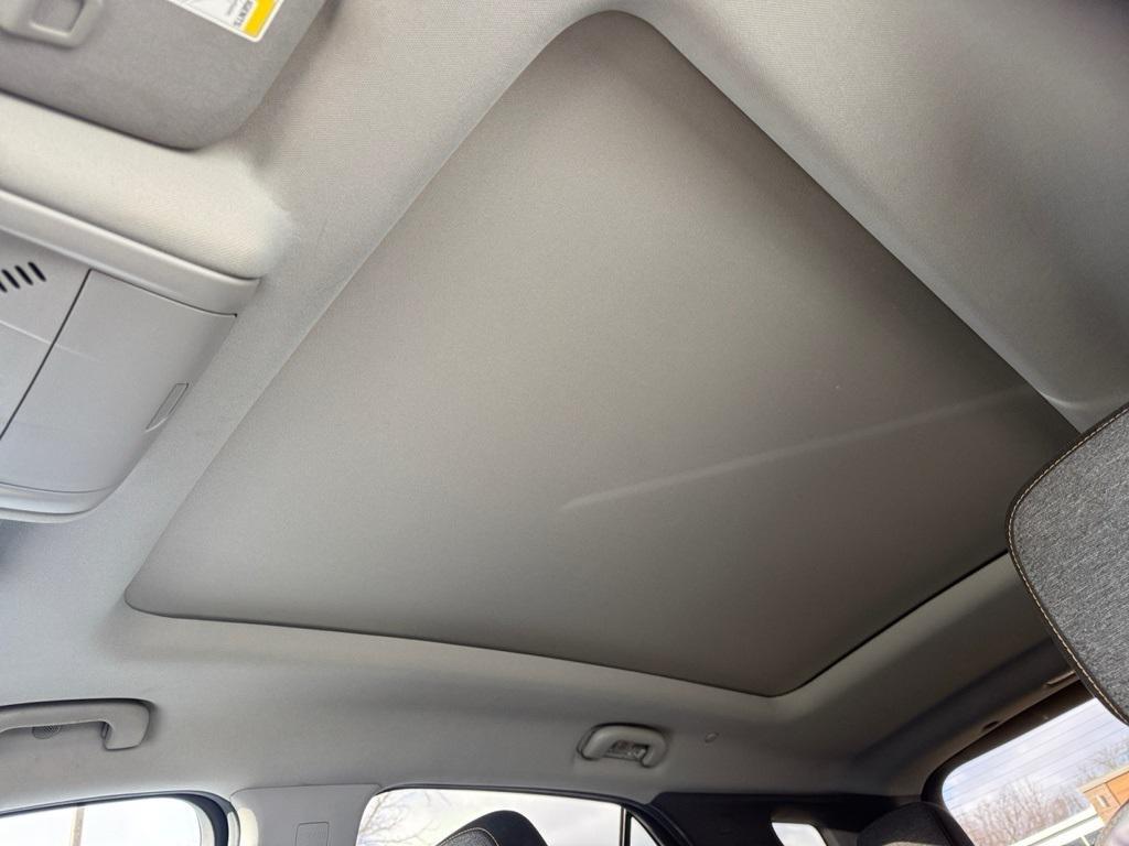 used 2023 Chevrolet Equinox car, priced at $18,815