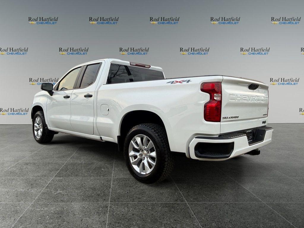used 2024 Chevrolet Silverado 1500 car, priced at $32,625
