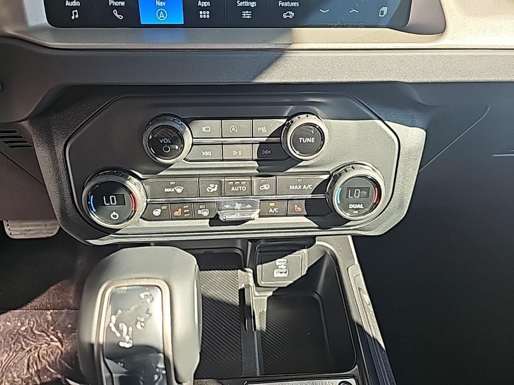 new 2025 Ford Bronco car, priced at $53,543