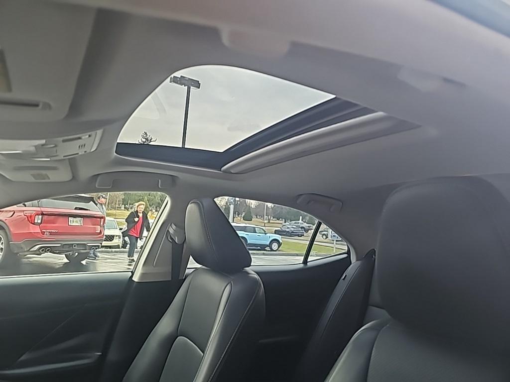 used 2015 Lexus IS 250 car, priced at $12,973