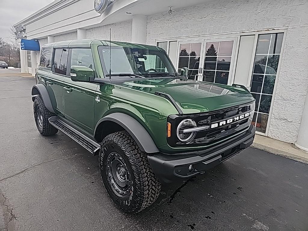 new 2025 Ford Bronco car, priced at $60,195