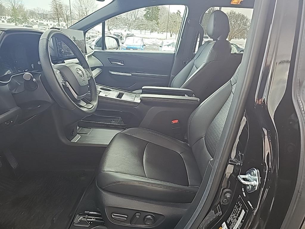 used 2025 Toyota Sienna car, priced at $48,998