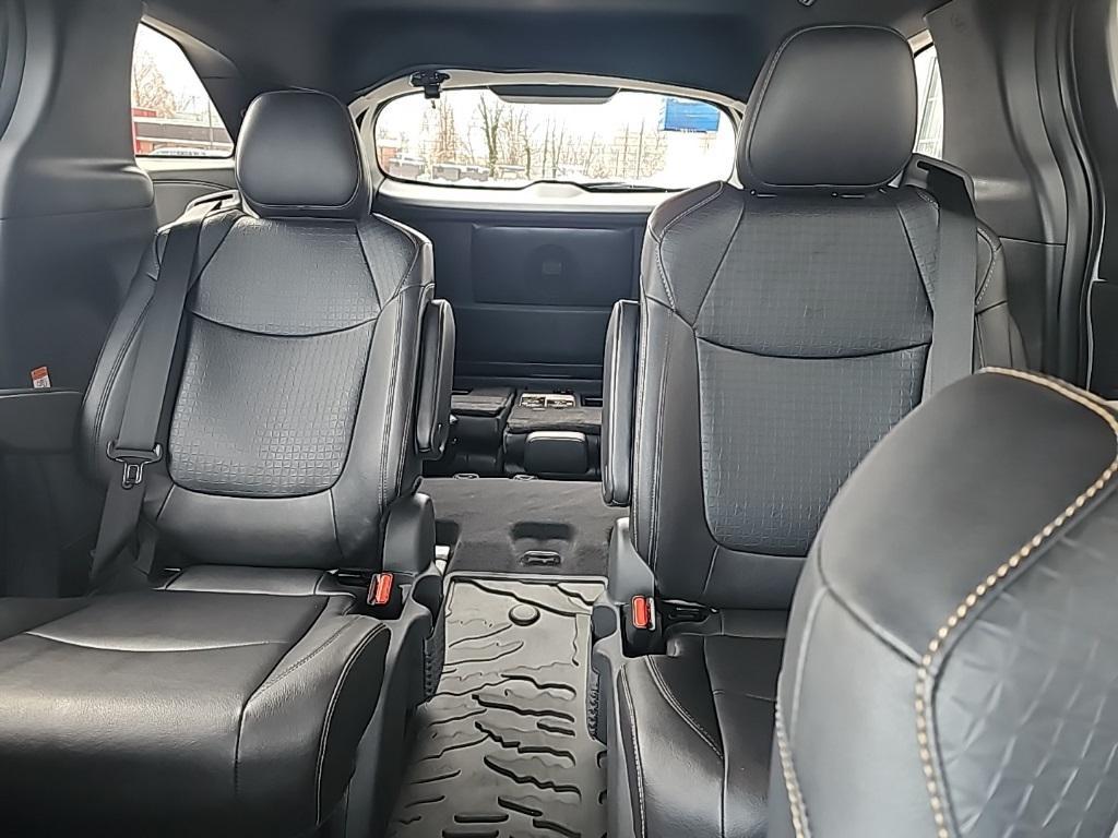 used 2025 Toyota Sienna car, priced at $48,998