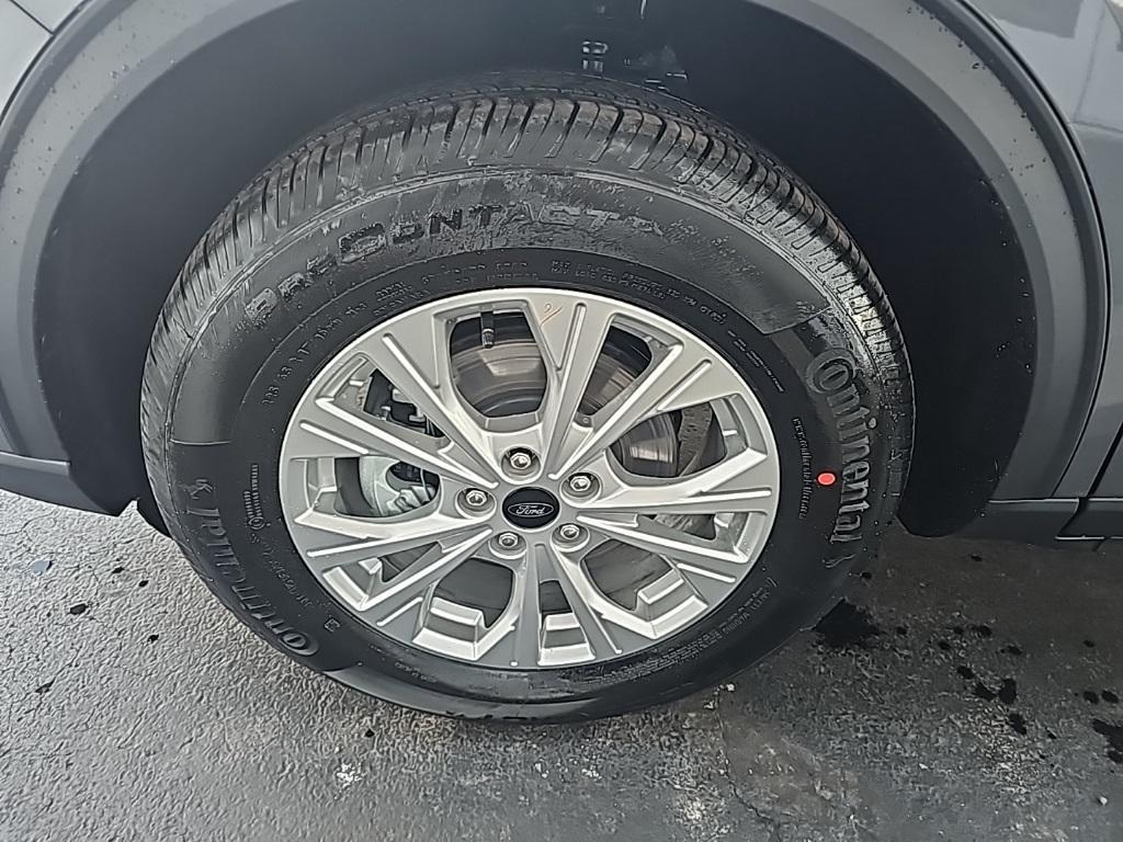 new 2026 Ford Escape car, priced at $30,378