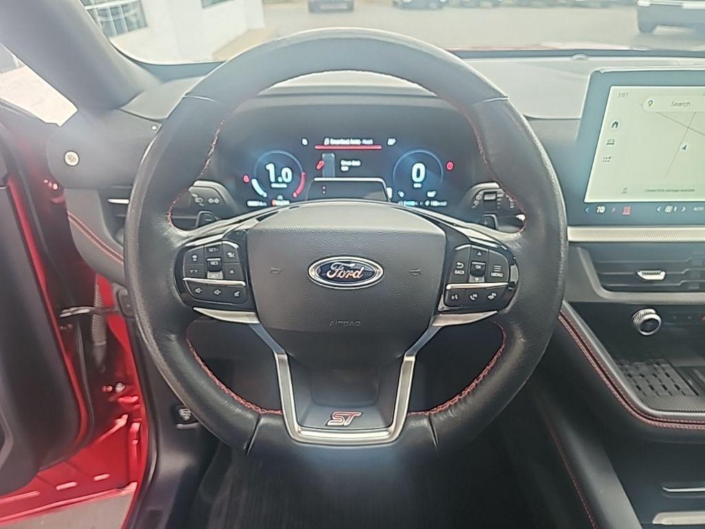 used 2025 Ford Explorer car, priced at $44,998