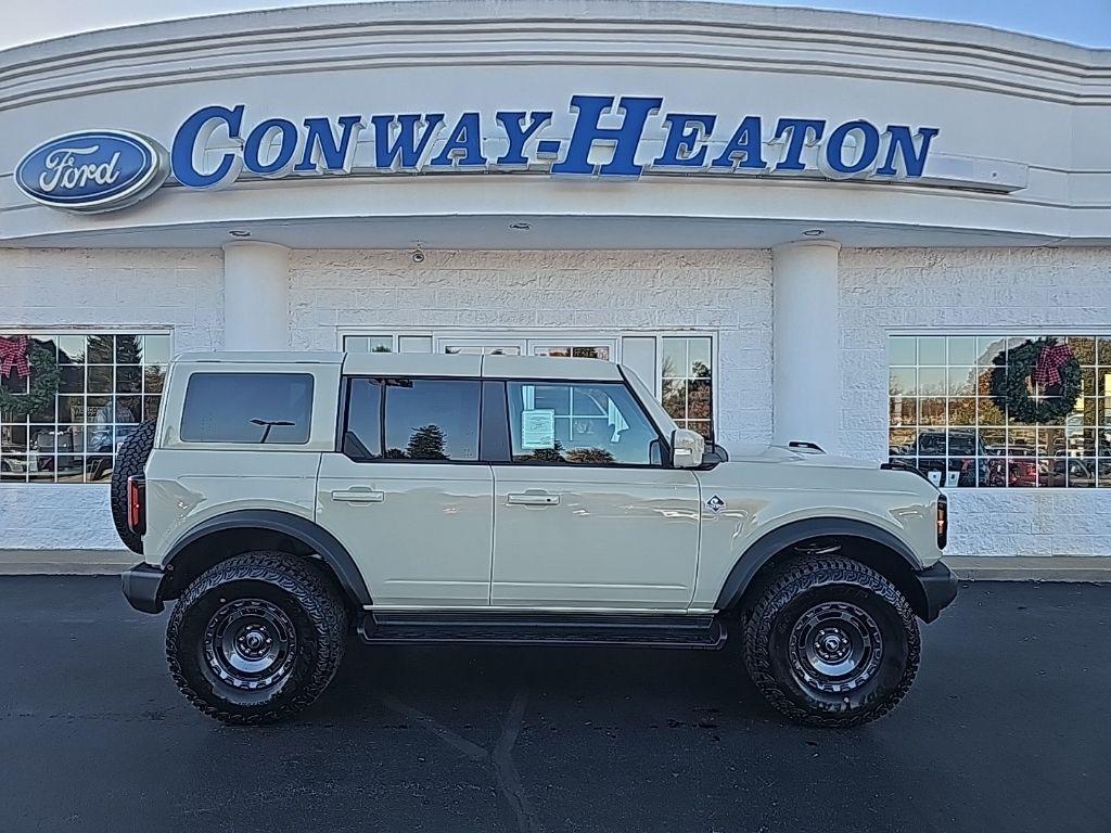 new 2025 Ford Bronco car, priced at $56,452