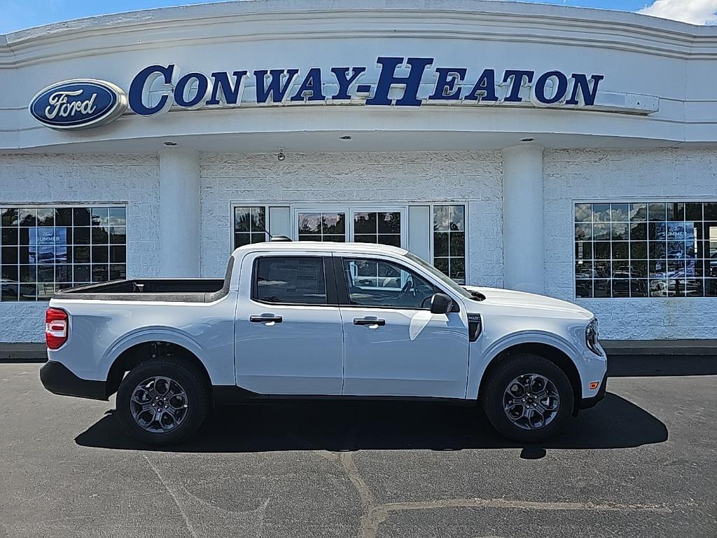 new 2025 Ford Maverick car, priced at $30,872