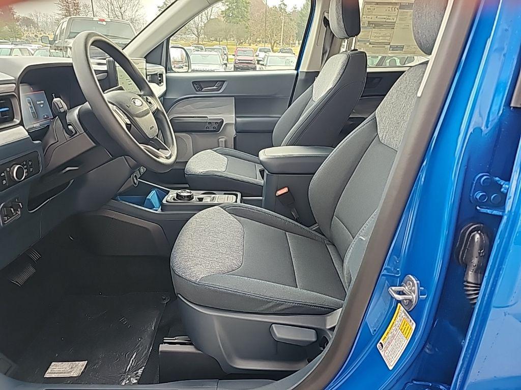 new 2025 Ford Maverick car, priced at $32,550