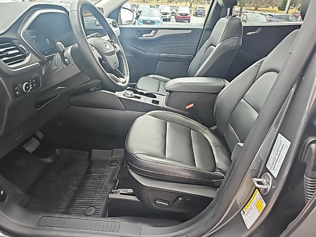 used 2025 Ford Escape car, priced at $30,988