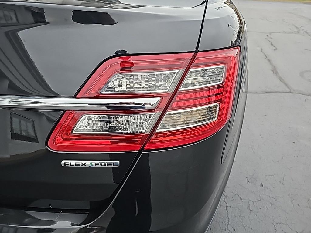 used 2015 Ford Taurus car, priced at $6,998