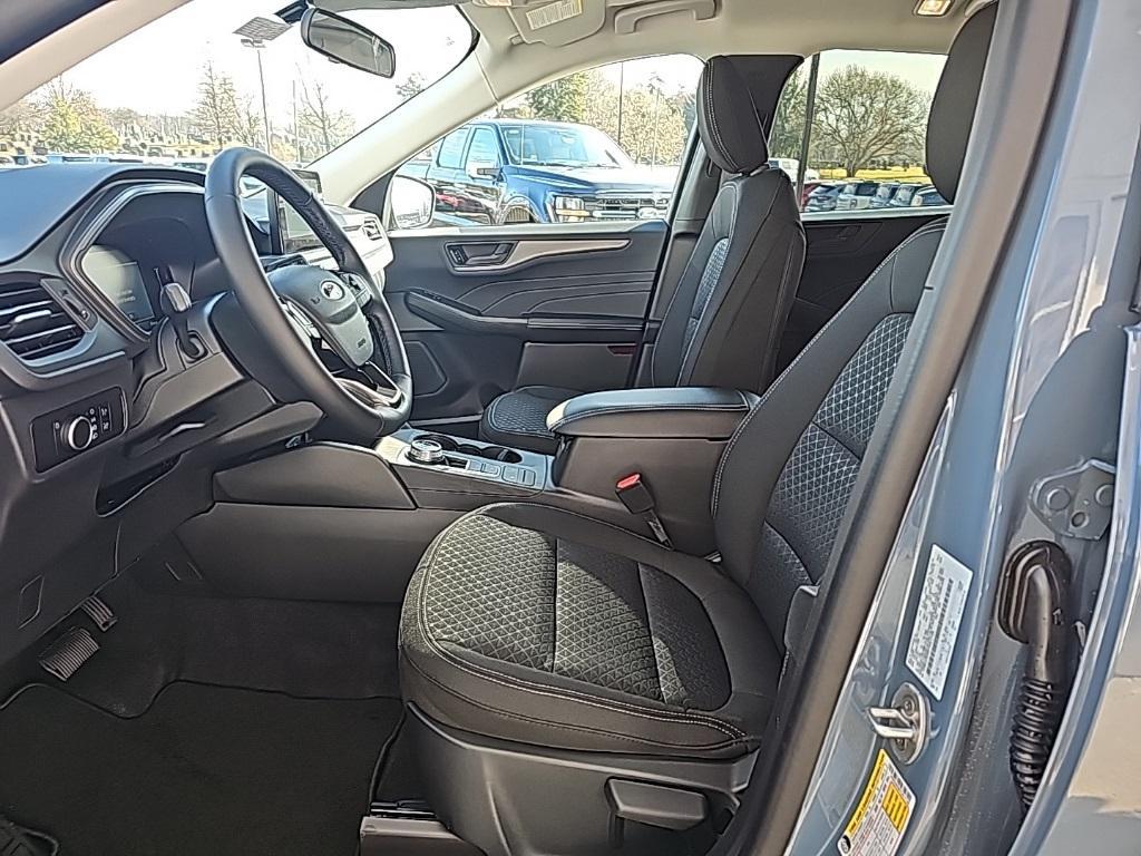 new 2026 Ford Escape car, priced at $33,231