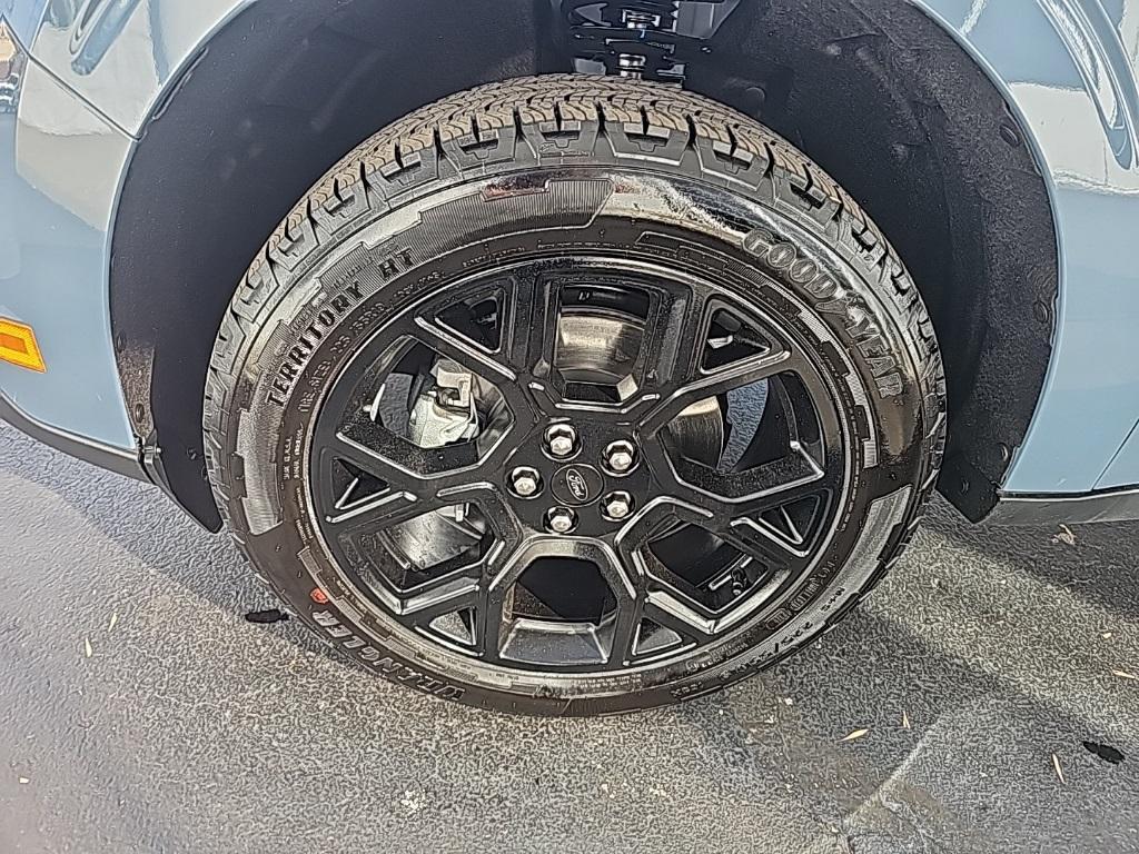 new 2025 Ford Maverick car, priced at $36,801