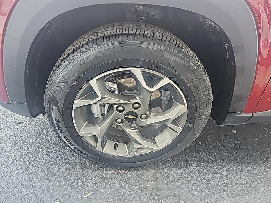 used 2025 Chevrolet Trax car, priced at $22,949