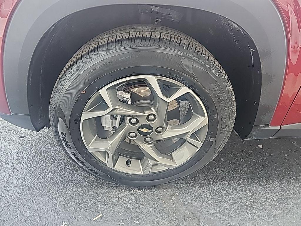 used 2025 Chevrolet Trax car, priced at $22,949