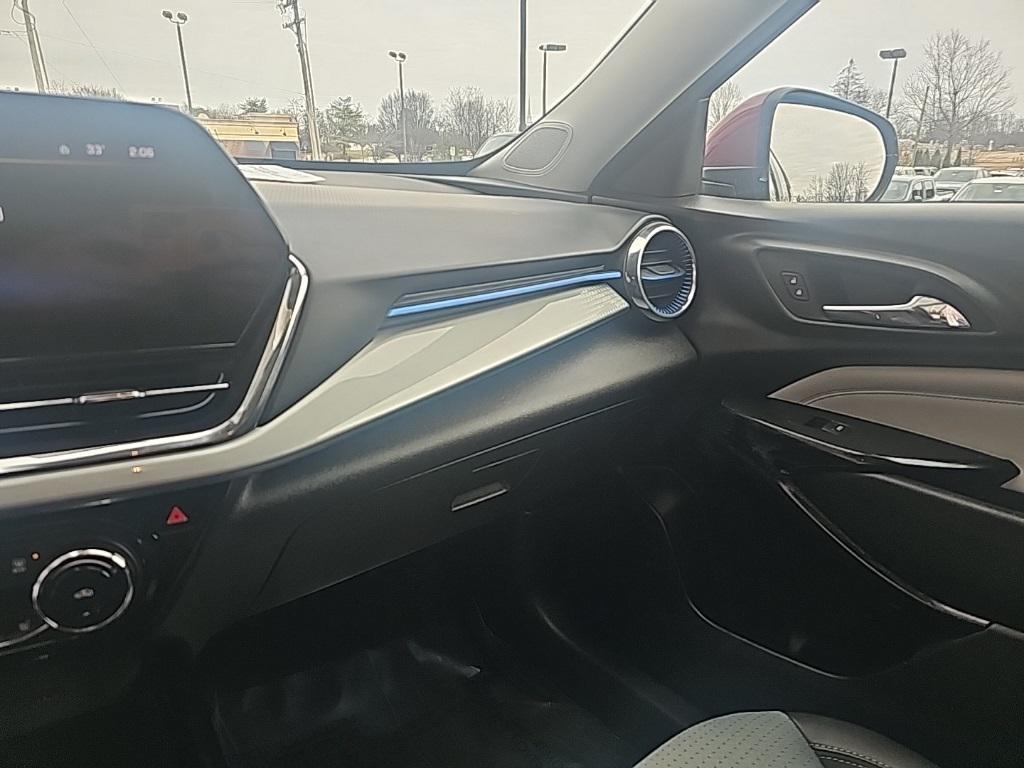 used 2025 Chevrolet Trax car, priced at $22,949