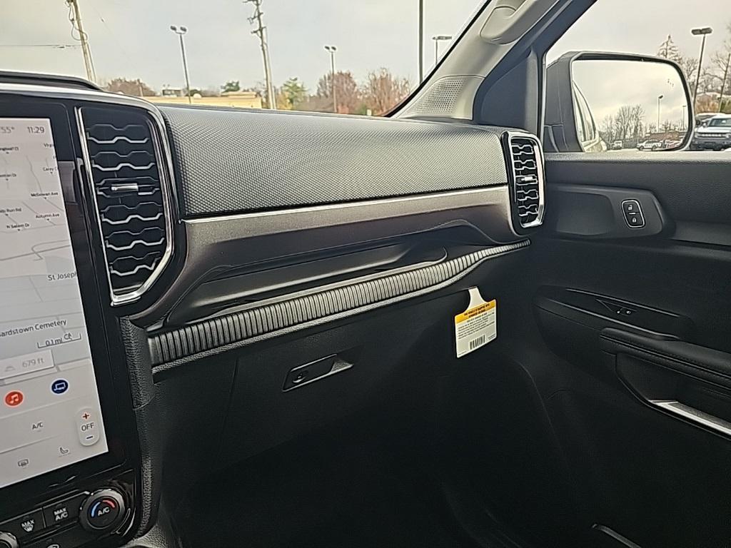 new 2025 Ford Ranger car, priced at $40,288