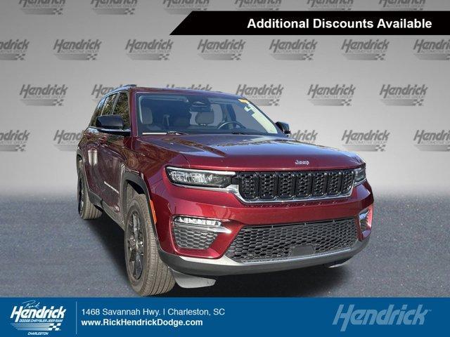 used 2022 Jeep Grand Cherokee car, priced at $21,696