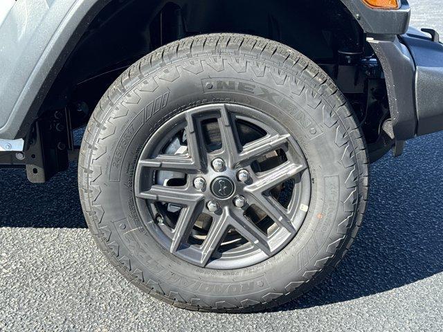 new 2026 Jeep Wrangler car, priced at $50,124