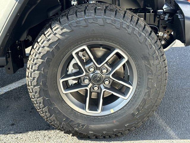new 2026 Jeep Gladiator car, priced at $59,080