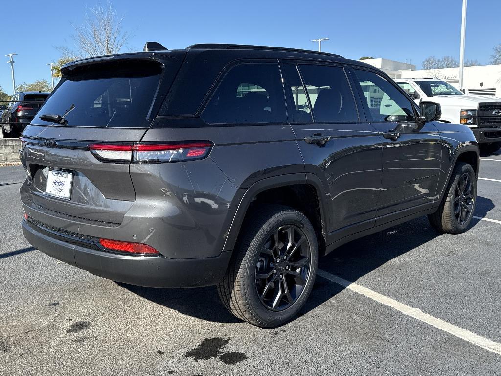 new 2025 Jeep Grand Cherokee car, priced at $54,235
