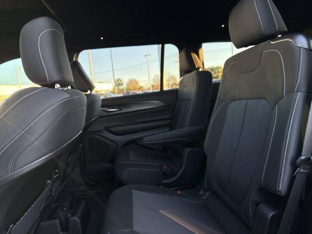 new 2025 Jeep Grand Cherokee L car, priced at $42,125