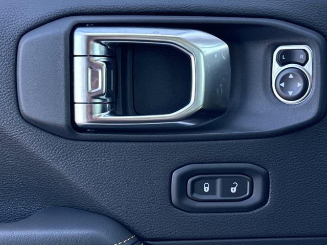 new 2025 Jeep Gladiator car, priced at $48,888