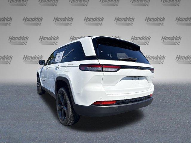 new 2025 Jeep Grand Cherokee car, priced at $45,780