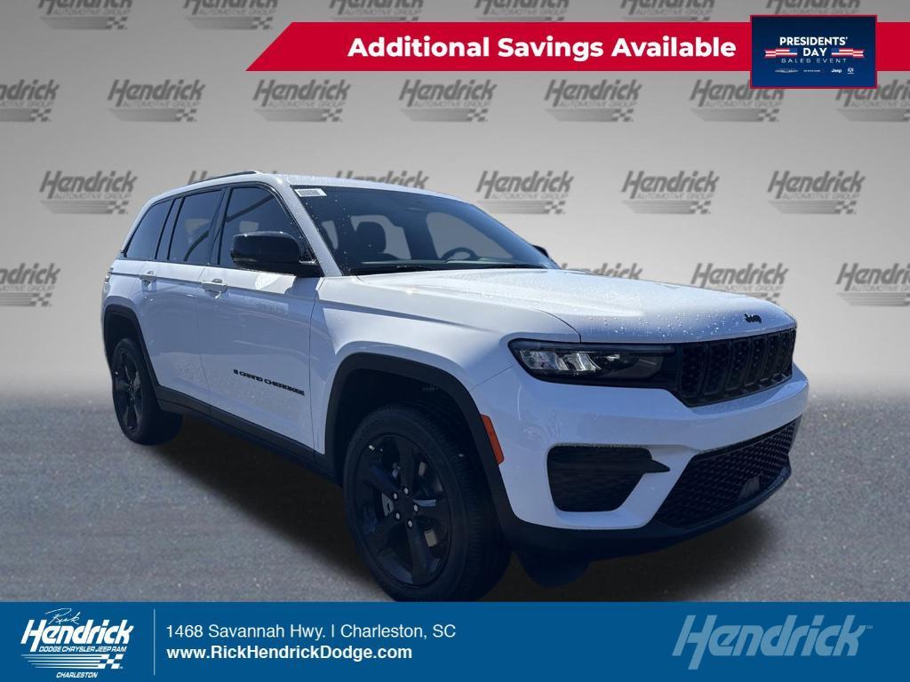 new 2025 Jeep Grand Cherokee car, priced at $45,780