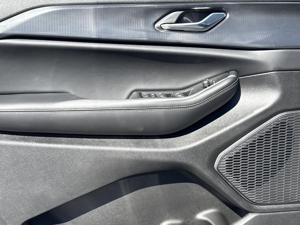 new 2025 Jeep Grand Cherokee car, priced at $44,135