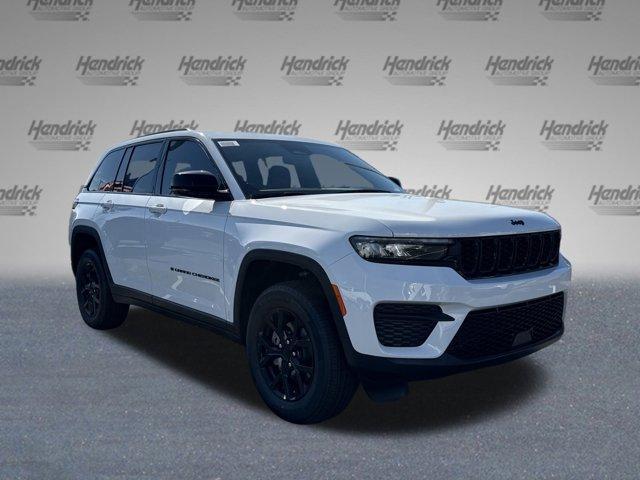 new 2025 Jeep Grand Cherokee car, priced at $44,135