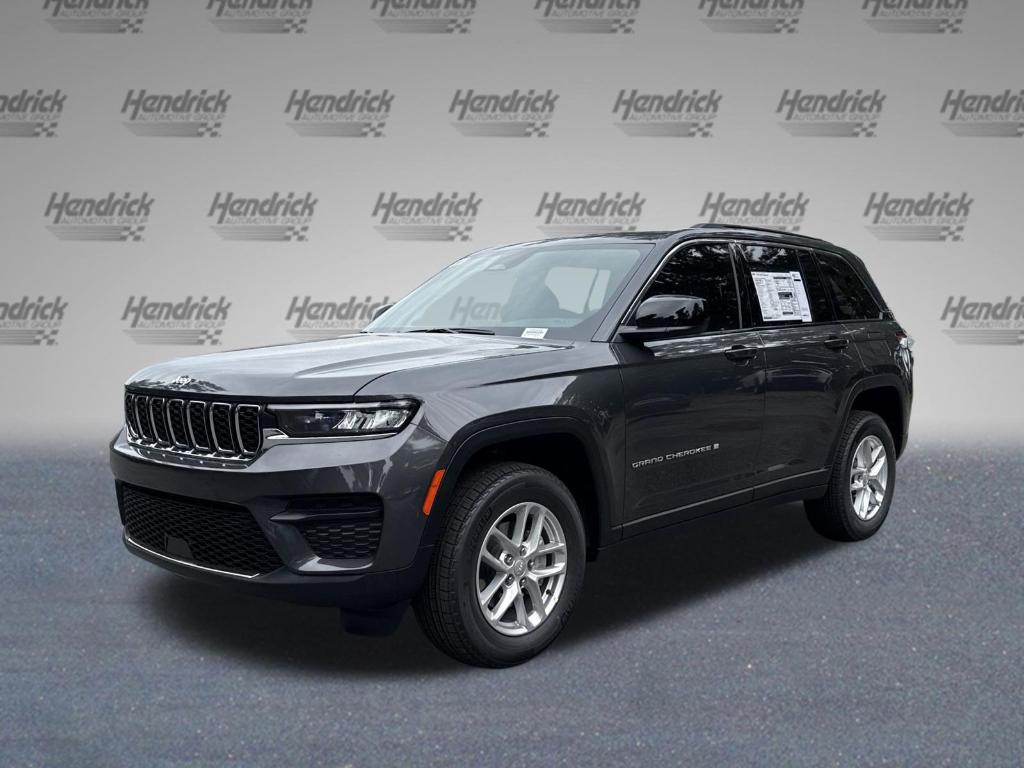 new 2026 Jeep Grand Cherokee car, priced at $44,005