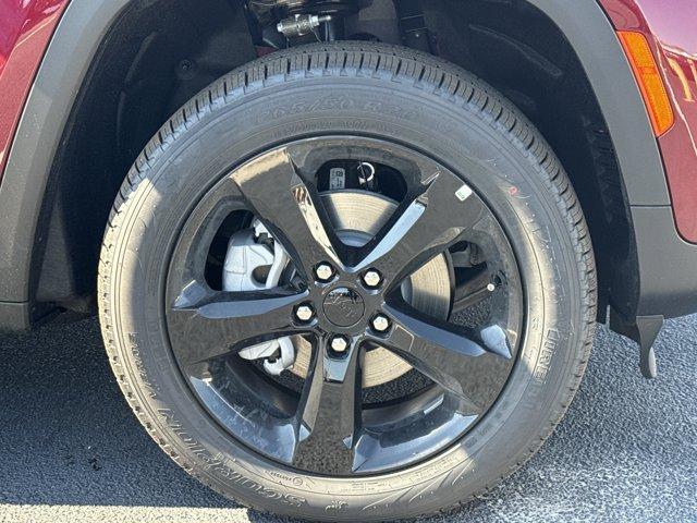 new 2025 Jeep Grand Cherokee car, priced at $53,732