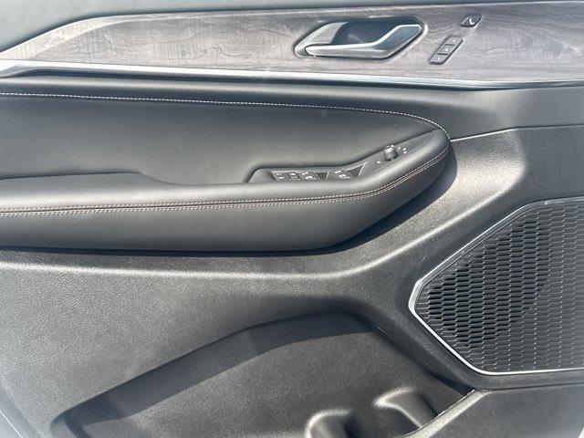 new 2025 Jeep Grand Cherokee car, priced at $62,573