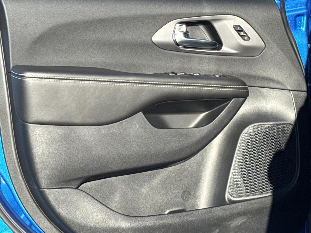 new 2026 Chrysler Pacifica car, priced at $46,135