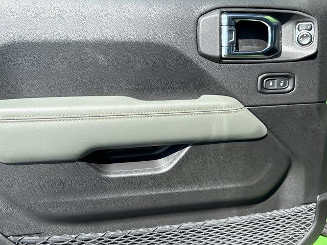 new 2025 Jeep Gladiator car, priced at $63,187