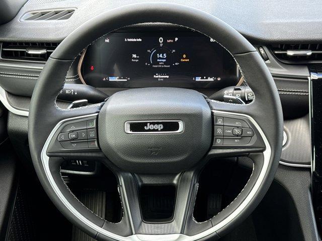 new 2025 Jeep Grand Cherokee car, priced at $43,167