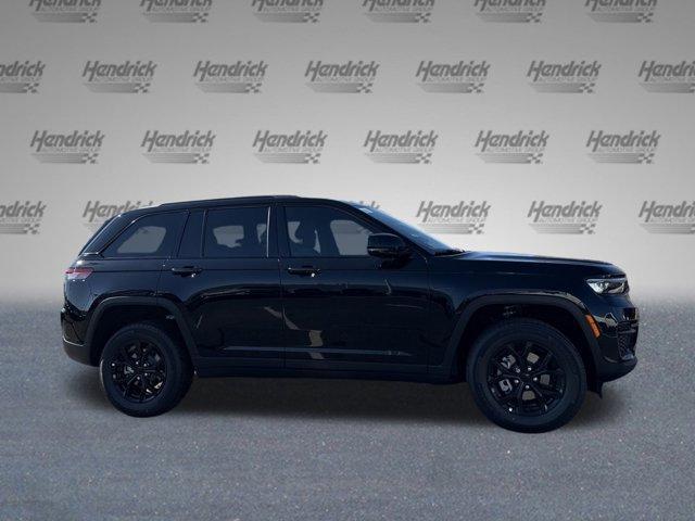 new 2025 Jeep Grand Cherokee car, priced at $44,730