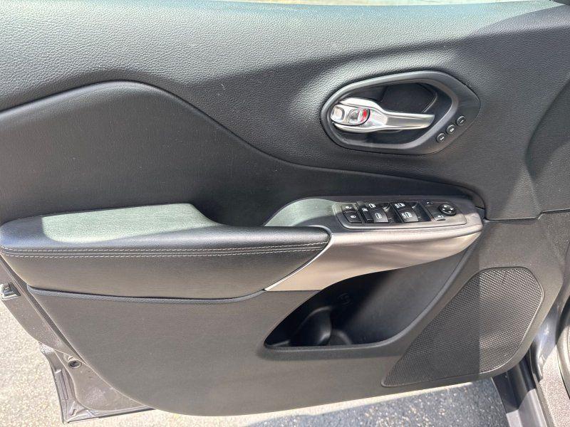used 2020 Jeep Cherokee car, priced at $22,995