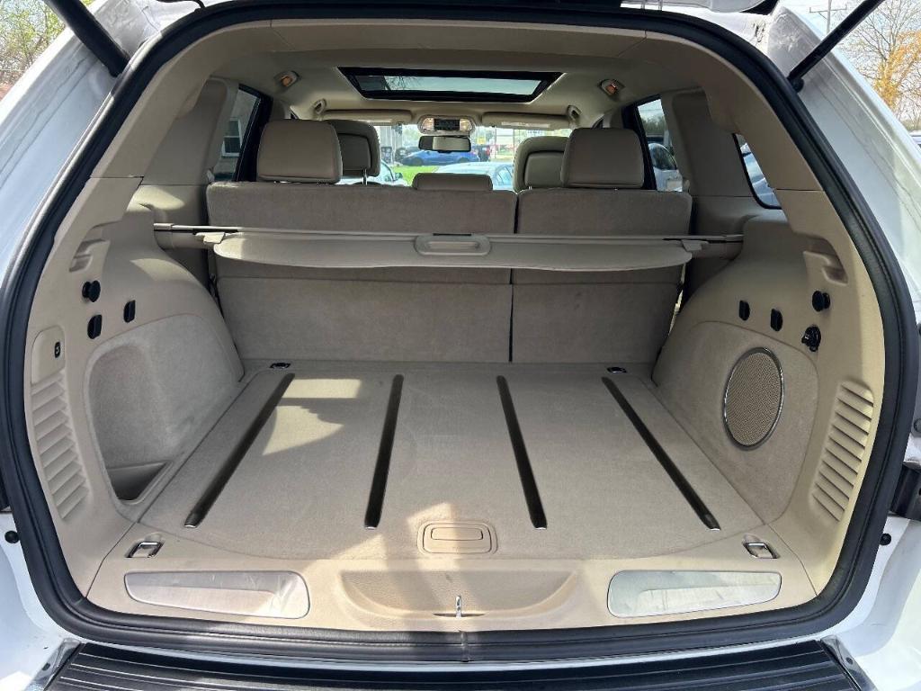 used 2014 Jeep Grand Cherokee car, priced at $10,990