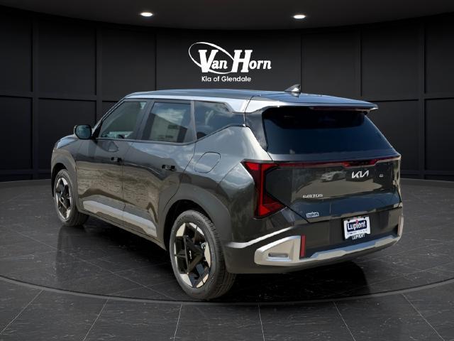 new 2027 Kia Seltos car, priced at $29,400