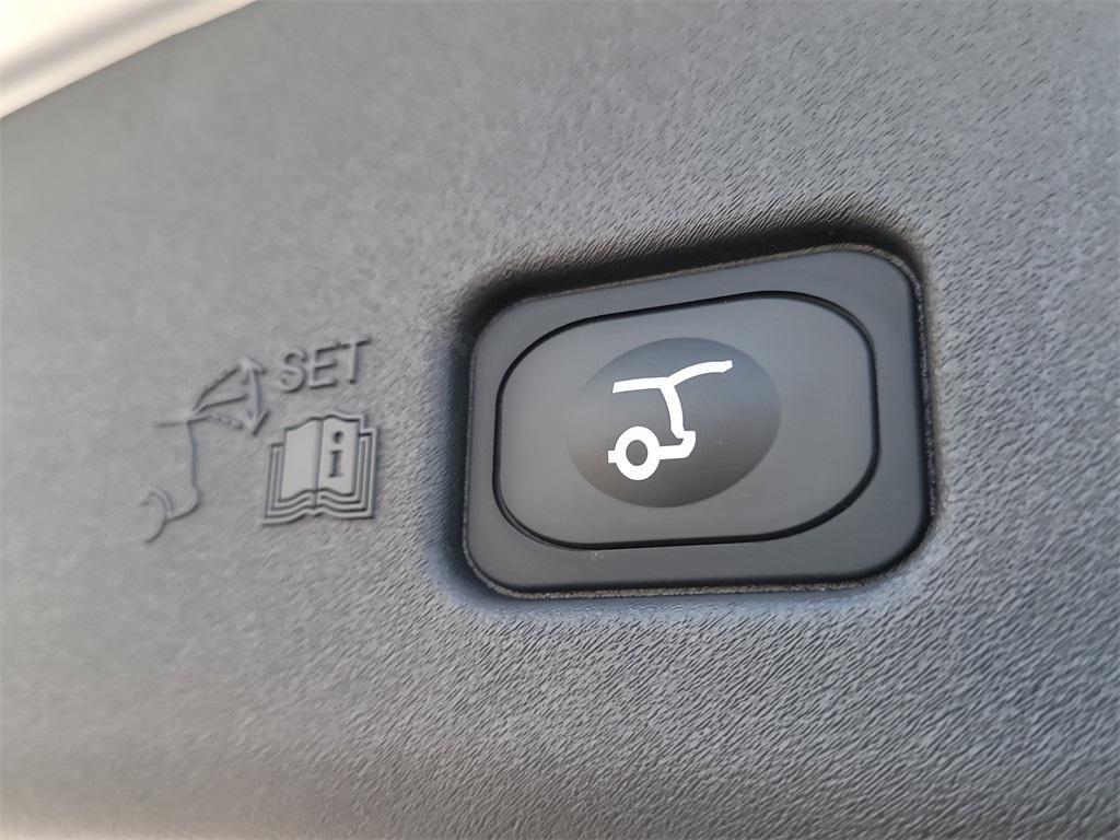 new 2026 Lincoln Nautilus car, priced at $59,782