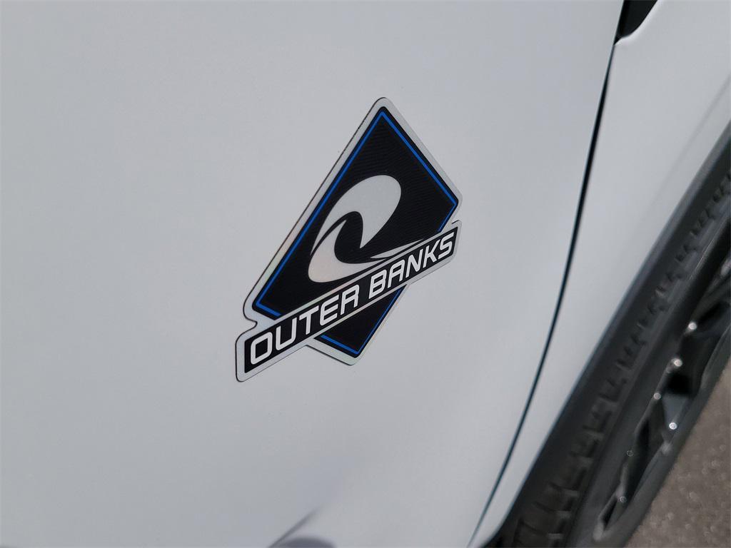 new 2025 Ford Bronco Sport car, priced at $31,317